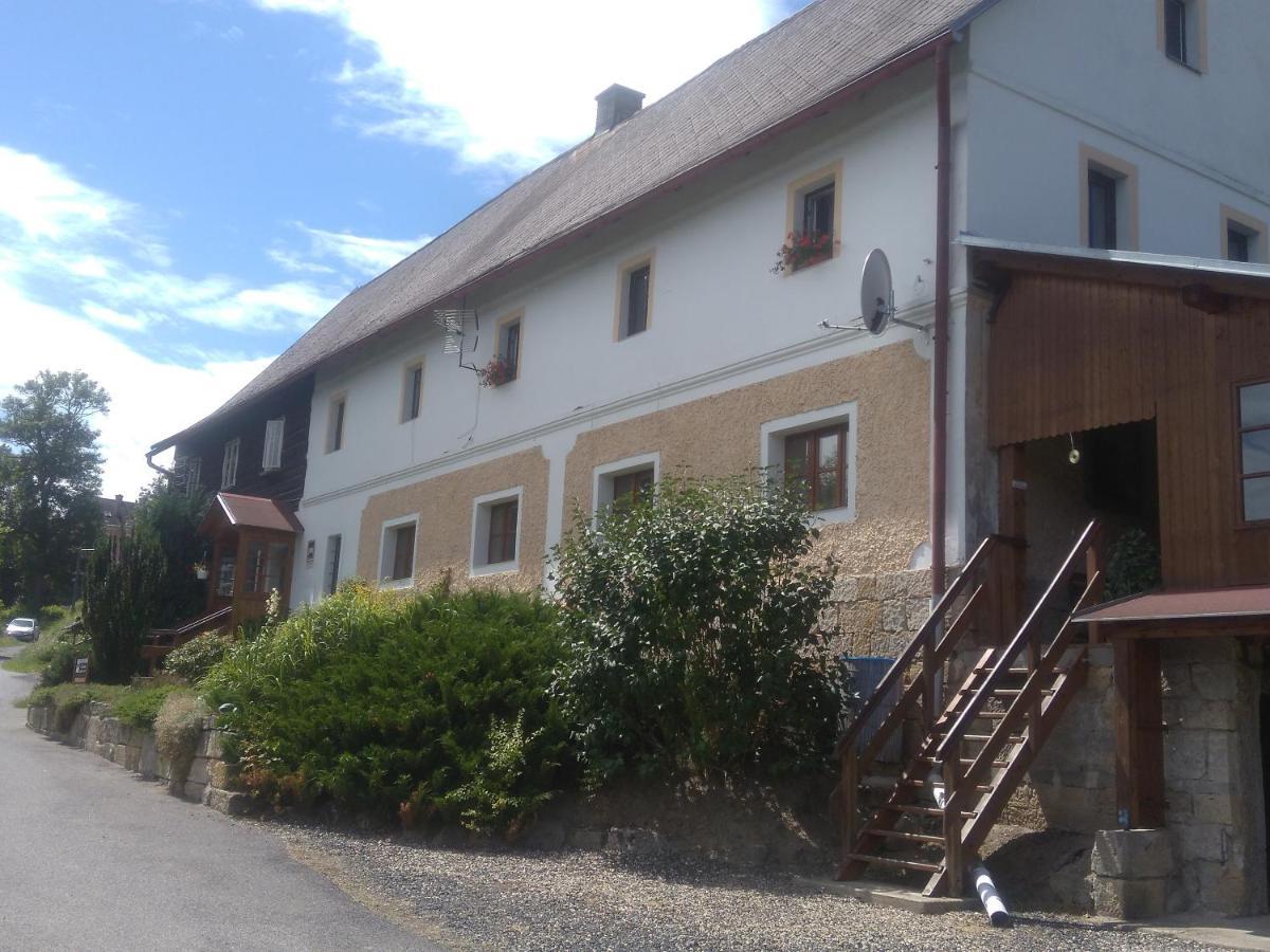 Ubytovani U Sviraku Srbská Kamenice Exterior photo